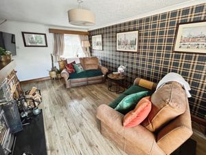 Living room- click for photo gallery